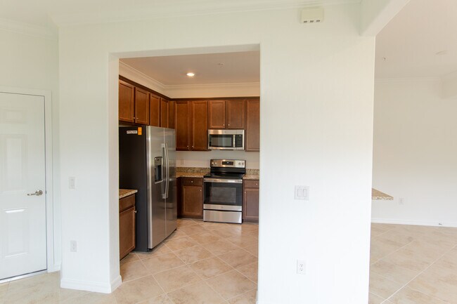 20457 Lagente Cir in Venice, FL - Building Photo - Building Photo