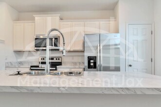 8369 Zenith Cir in Jacksonville, FL - Building Photo - Building Photo