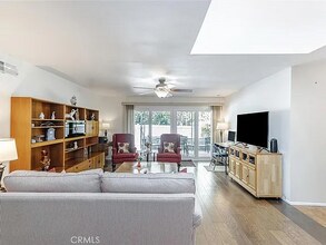 26333 Green Terrace Dr in Santa Clarita, CA - Building Photo - Building Photo