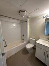 8 Winter Pl in Boston, MA - Building Photo - Building Photo
