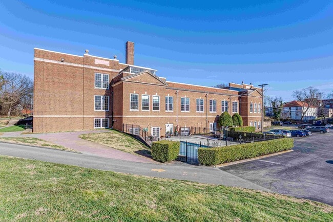 523 N Bertrand St in Knoxville, TN - Building Photo - Building Photo