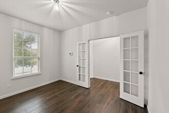 240 Nectar Dr in Buda, TX - Building Photo - Building Photo