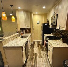 1439 Ski Run Blvd, Unit B3 in South Lake Tahoe, CA - Building Photo - Building Photo