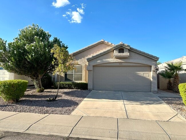 4728 E Desert Wind Dr.