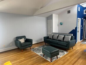 20 Illinois Ave in Long Beach, NY - Building Photo - Building Photo
