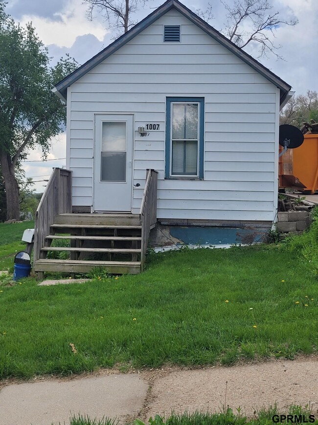 property at 1007 Atlas St