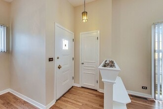 8109 Karlov Ave in Skokie, IL - Building Photo - Building Photo