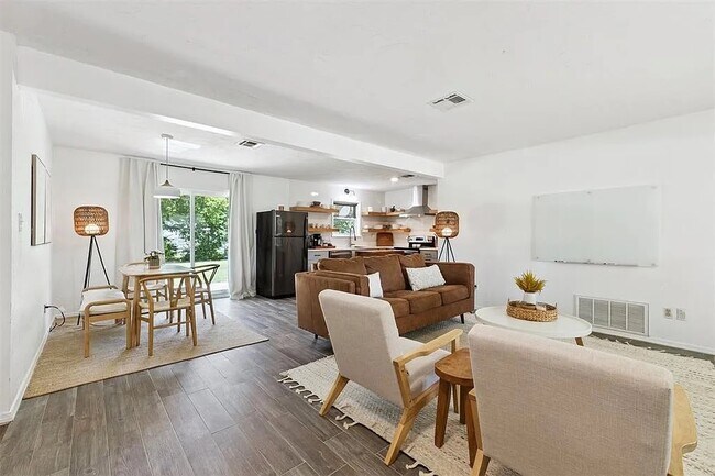 property at 126 Beacon Cir