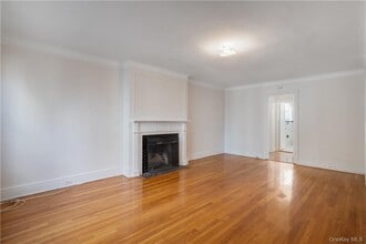 250 Martine Ave in White Plains, NY - Building Photo - Building Photo