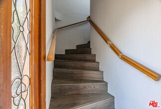 1112 Ocean Park Blvd in Santa Monica, CA - Building Photo - Building Photo