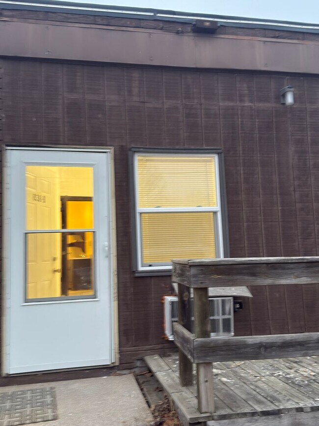 property at 838 S Concord St