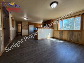 101 Bartlett Ave in Fromberg, MT - Building Photo - Building Photo