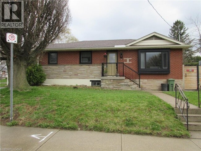 property at 75 Richwill Rd