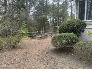 315 Burning Tree Rd in Pinehurst, NC - Building Photo - Building Photo