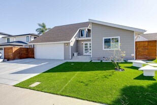 4309 Sea Bright Dr in Carlsbad, CA - Building Photo