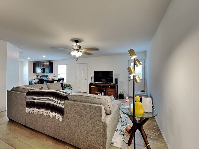 5603 Elwood Dr in Forney, TX - Building Photo - Building Photo