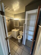 6412 S Loomis Blvd in Chicago, IL - Building Photo - Building Photo