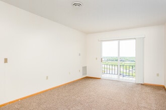 Prairie Ridge Senior in Pleasant Prairie, WI - Building Photo - Building Photo