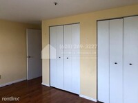 1402 E Baltimore St photo'