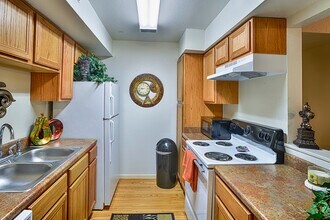 Woodcreek Village in Houston, TX - Building Photo - Building Photo