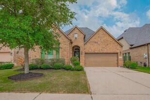 4942 Thunder Creek Ln in Sugar Land, TX - Building Photo