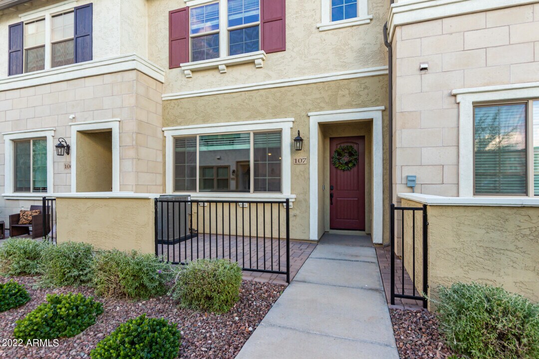 2661 S Sulley Dr in Gilbert, AZ - Building Photo