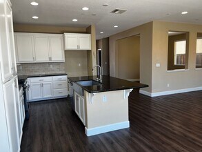 6305 Lookout Pass Way in Rocklin, CA - Building Photo - Building Photo
