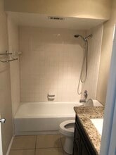 7140 55th Ave N in St. Petersburg, FL - Building Photo - Building Photo