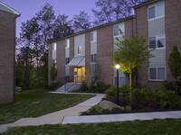 Lansdowne Station Apartments photo'