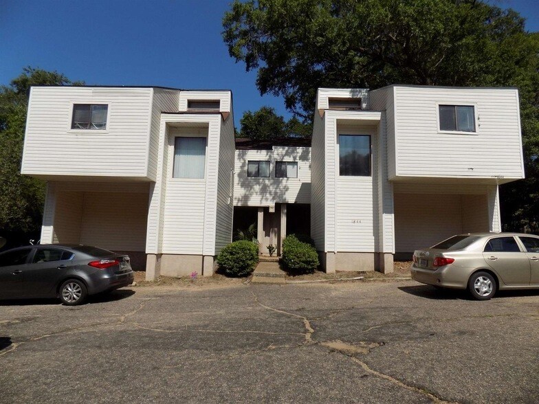 1844 Larette Dr in Tallahassee, FL - Building Photo