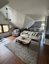 87 Winthrop St in Framingham, MA - Building Photo - Building Photo