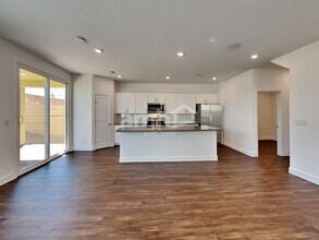8817 Tiger Tooth Ave in Las Vegas, NV - Building Photo - Building Photo