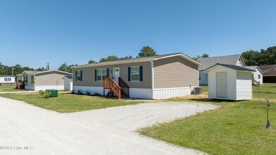 1118 Old Tar Landing Rd in Jacksonville, NC - Building Photo - Building Photo
