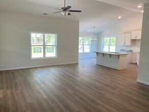 1724 N 20th St in Morehead City, NC - Building Photo - Building Photo