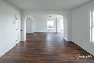 213 N Main St in Sandwich, IL - Building Photo - Building Photo