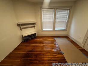 8 Harvest St in Boston, MA - Building Photo - Building Photo