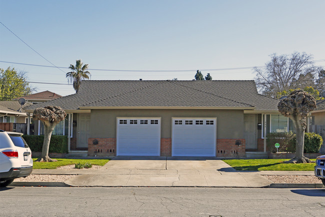 956 Goodwin Ave in San Jose, CA - Foto de edificio - Building Photo