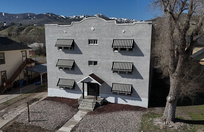 629 Main