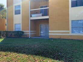 5283 Images Cir in Kissimmee, FL - Building Photo