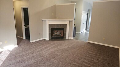 8382 Regal Bend Dr in Olive Branch, MS - Building Photo - Building Photo