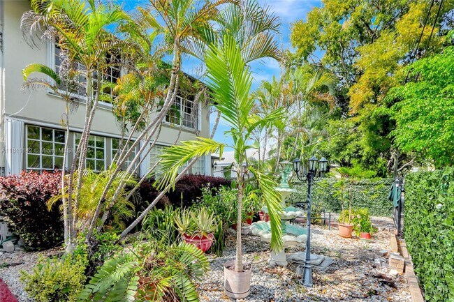 property at 224 SW 6th Ave