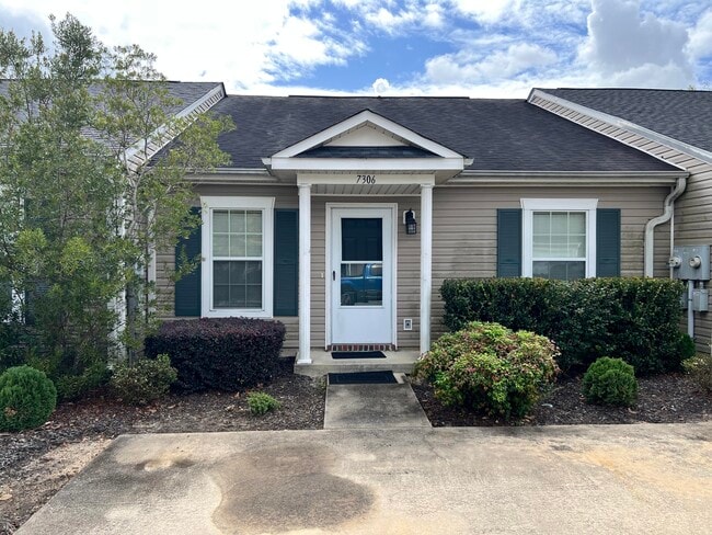 property at 7306 Dorado Dr