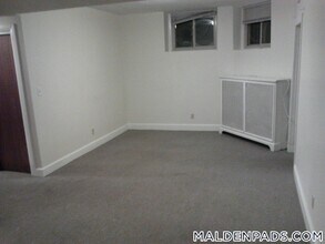 86 Maple St in Malden, MA - Foto de edificio - Building Photo