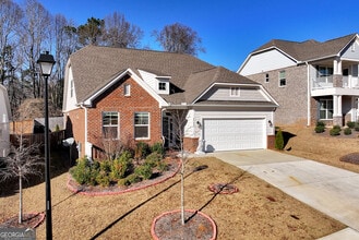 6968 Manchester Dr in Flowery Branch, GA - Building Photo - Building Photo