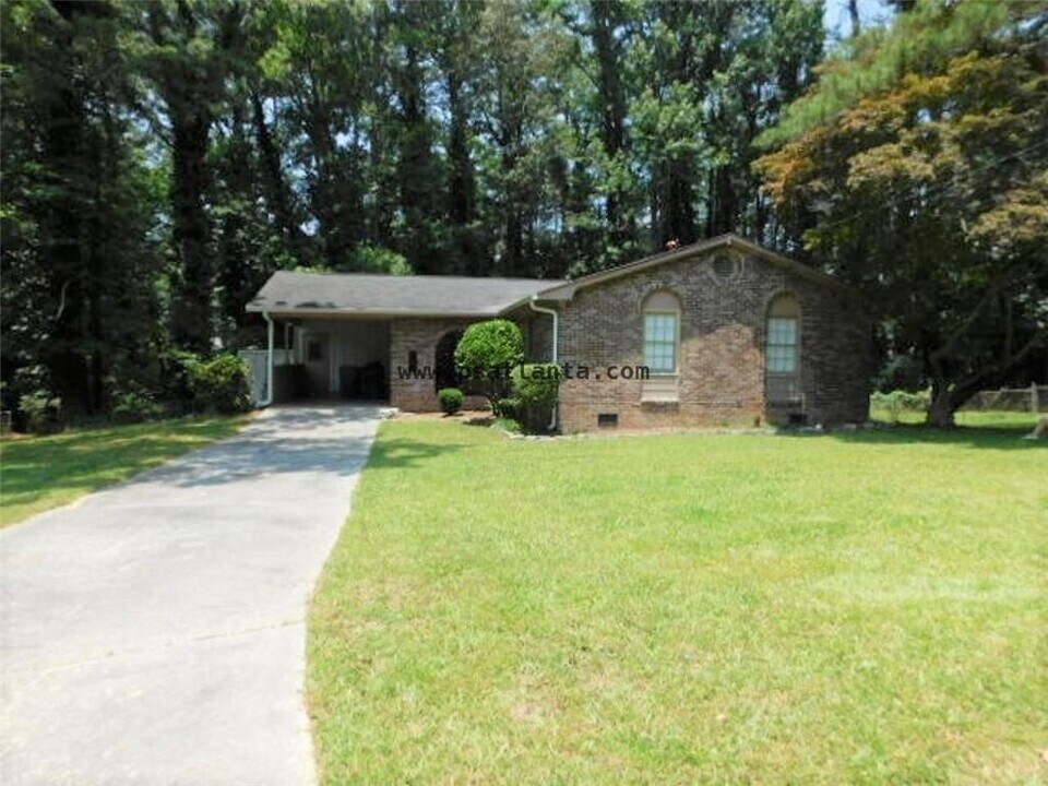 2789 Narron Ct SW in Atlanta, GA - Building Photo