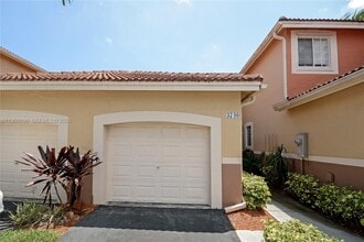 3740 San Simeon Cir in Weston, FL - Building Photo - Building Photo
