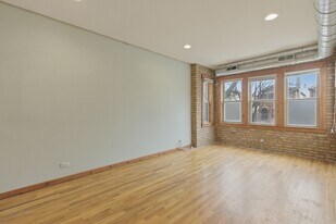 4104 N Mozart St in Chicago, IL - Building Photo