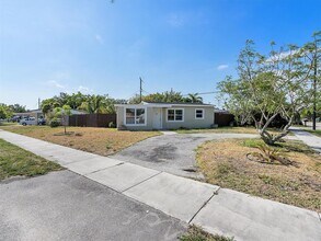 2480 NE 13th Terrace in Pompano Beach, FL - Building Photo - Building Photo