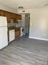 1701 13th Ave S, Unit 2 in St. Petersburg, FL - Building Photo - Building Photo