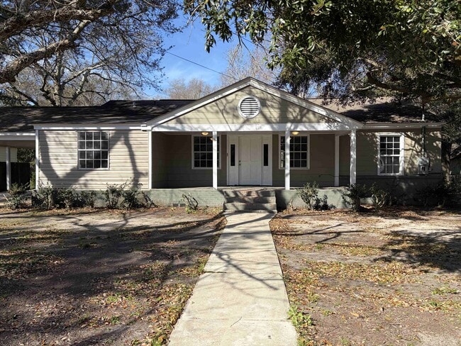 property at 2109 8th St